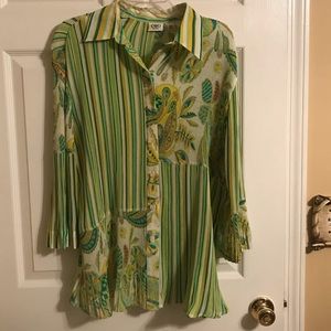 Green Pleated Ruffle Sleeve Button Up Top